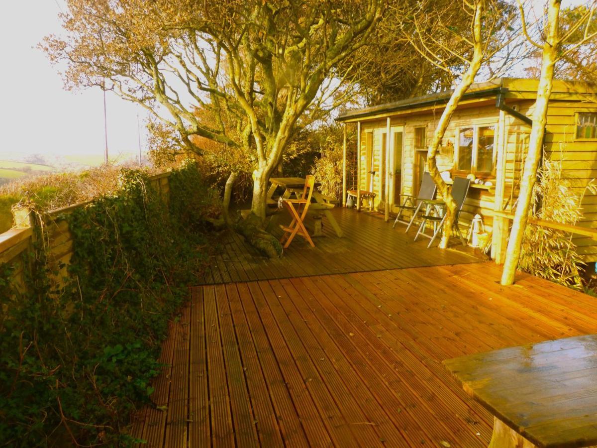 Sunset Lodge Kingsbridge  Exterior photo